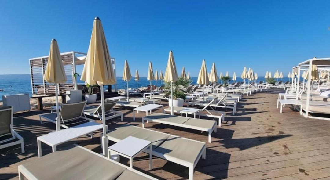 Apartment Paolo By The Beach Znjan Split Kültér fotó