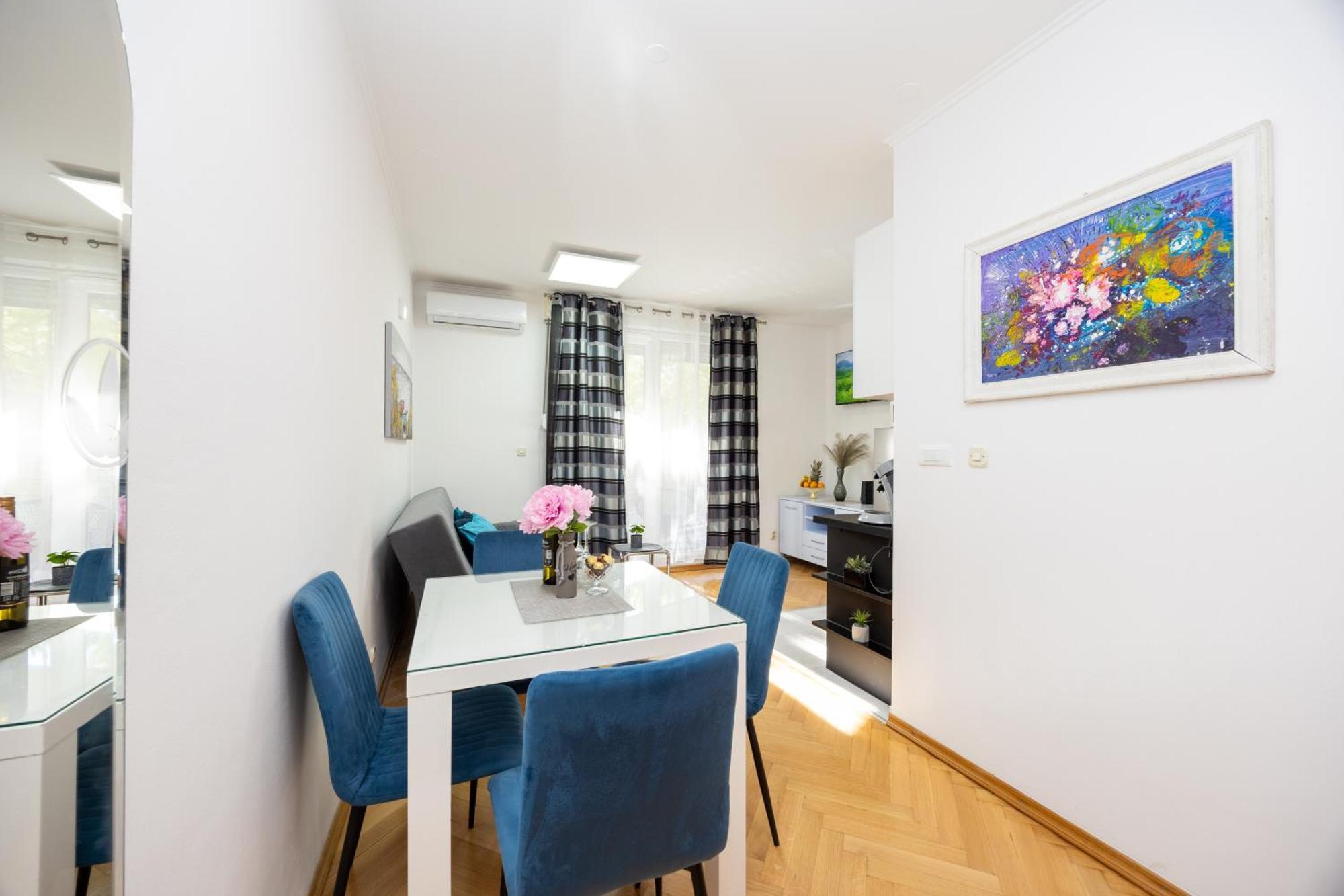 Apartment Paolo By The Beach Znjan Split Kültér fotó