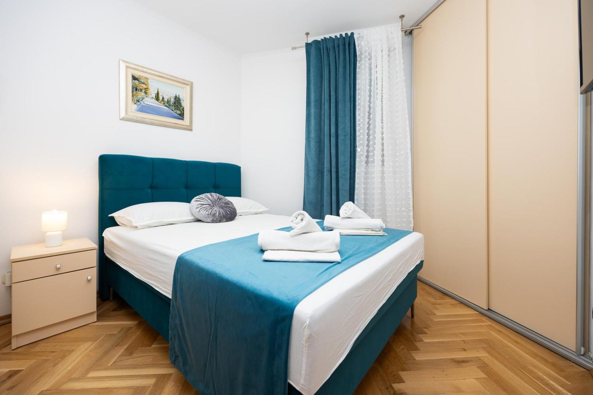 Apartment Paolo By The Beach Znjan Split Kültér fotó